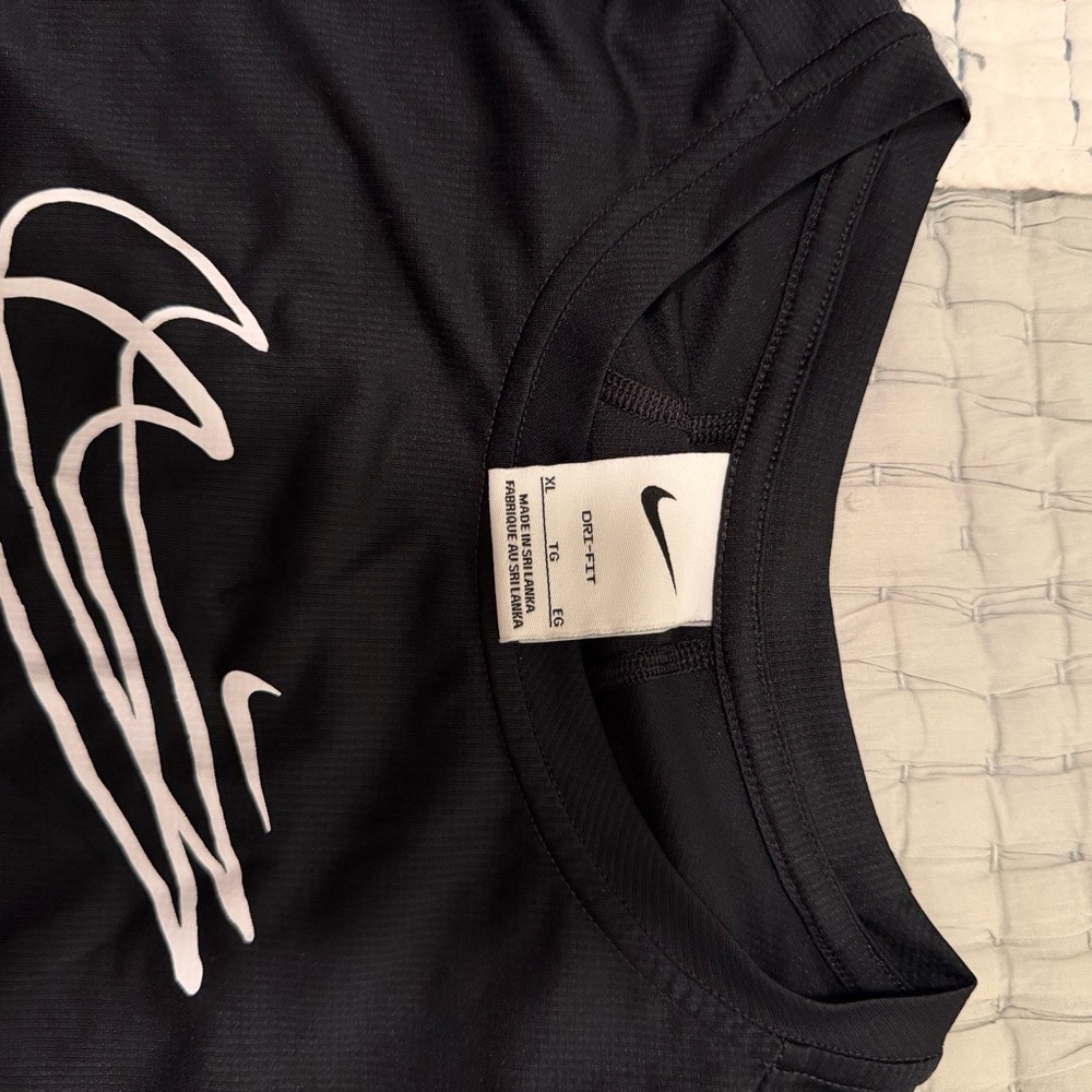 Nike Black Short Sleeve Tee with White Swoosh Cluster - Picture 2 of 2